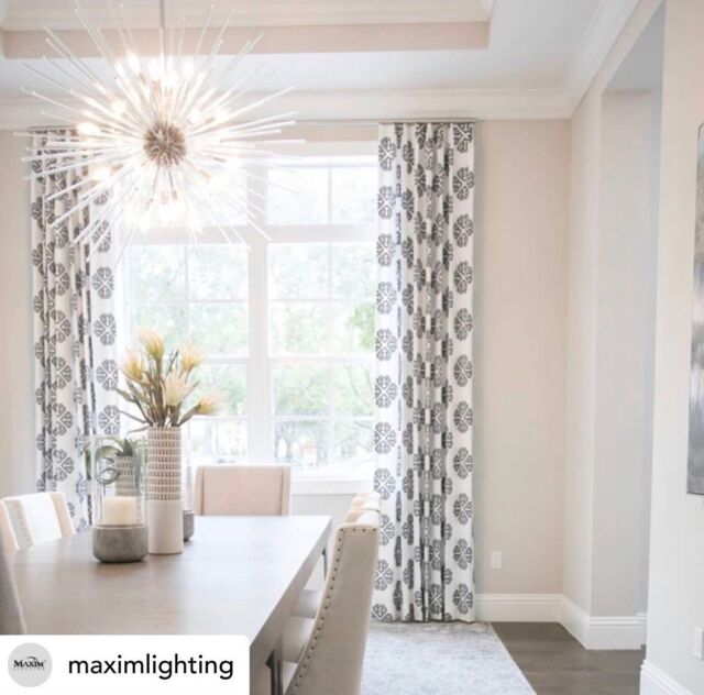 What a gorgeous glow. Do your centerpiece lights make a statement like this one does?⁣
⁣
. . . ⁣
Lighting: The Polaris Pendant by @maximlighting 
.
.

#distinctivelighting #lighting #lightingstore #lightingdesign #lightingshowrooms #lightingfixtures #lightingideas #home #homerenovation #homestyling #homeinspo #homedecor #homedesign #homeinterior #instahome #interiorstyling #design #decor #decortips #interiordecorating #interiordesign #hgtv #designtips #hometips #showroom #stcatharines #niagarafalls #fonthill 

.
.
.
Posted @withregram