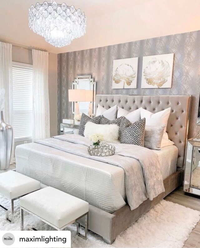 This bedroom is luxury itself! Between the cozy covers, the soft carpet and the crystalline light above, this is a dream!⁣
. . .⁣
Lighting: The Jewel by @maximlighting 
.
.

#distinctivelighting #lighting #lightingstore #lightingdesign #lightingshowrooms #lightingfixtures #lightingideas #home #homerenovation #homestyling #homeinspo #homedecor #homedesign #homeinterior #instahome #interiorstyling #design #decor #decortips #interiordecorating #interiordesign #hgtv #designtips #hometips #showroom #stcatharines #niagarafalls #fonthill 

.
.
.
Posted @withregram