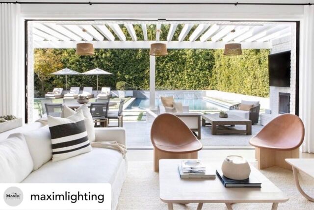 The Bahama adds a touch of bohemian to this lovely backyard set-up. Consider adding a dash of something completely different to your decor to spice things up.⁣
⁣
. . .⁣
Lighting: The Bahama Pendant⁣ by @maximlighting 
.
.

#distinctivelighting #lighting #lightingstore #lightingdesign #lightingshowrooms #lightingfixtures #lightingideas #home #homerenovation #homestyling #homeinspo #homedecor #homedesign #homeinterior #instahome #interiorstyling #design #decor #decortips #interiordecorating #interiordesign #hgtv #designtips #hometips #showroom #stcatharines #niagarafalls #fonthill 

.
.
.
Posted @withregram