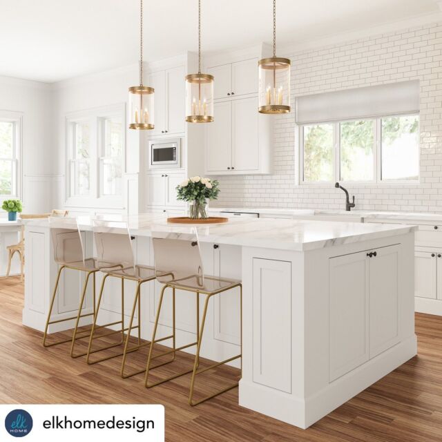 All white after Labour Day? We don't mind if we do! Especially with the super luxe look of the Mendoza 4-light pendant by @elkhomedesign in brushed gold (also available in other finishes). 
.
.

#distinctivelighting #lighting #lightingstore #lightingdesign #lightingshowrooms #lightingfixtures #lightingideas #home #homerenovation #homestyling #homeinspo #homedecor #homedesign #homeinterior #instahome #interiorstyling #design #decor #decortips #interiordecorating #interiordesign #hgtv #designtips #hometips #showroom #stcatharines #niagarafalls #fonthill 

.
.
.
Posted @withregram