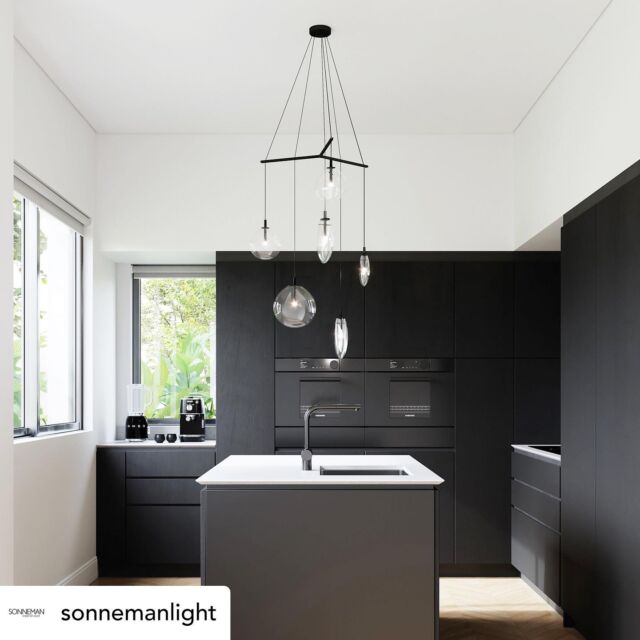 Cantina by @sonnemanlight is an object of kinetic art that can be suspended individually or in a spreader as shown above.

.
.

#distinctivelighting #lighting #lightingstore #lightingdesign #lightingshowrooms #lightingfixtures #lightingideas #home #homerenovation #homestyling #homeinspo #homedecor #homedesign #homeinterior #instahome #interiorstyling #design #decor #decortips #interiordecorating #interiordesign #hgtv #designtips #hometips #showroom #stcatharines #niagarafalls #fonthill 

.
.
.
Posted @withregram