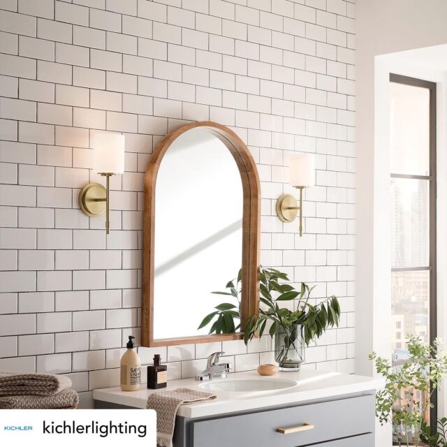 The challenges of finding the right product for your project is something we're committed to solving. 

💡 Ali by @kichlerlighting 
.
.

#distinctivelighting #lighting #lightingstore #lightingdesign #lightingshowrooms #lightingfixtures #lightingideas #home #homerenovation #homestyling #homeinspo #homedecor #homedesign #homeinterior #instahome #interiorstyling #design #decor #decortips #interiordecorating #interiordesign #hgtv #designtips #hometips #showroom #stcatharines #niagarafalls #fonthill 

.
.
.
Posted @withregram