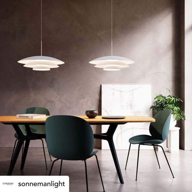 A refreshing take on 1960s Scandinavian design, Shells collection by @sonnemanlight brings light and scale to an intimate space with a sophisticated Mid-century style. 

Shells Pendant, Floor Lamp, and Table Lamp reveal soft illumination with its gracefully arched layered forms. 
.
.

#distinctivelighting #lighting #lightingstore #lightingdesign #lightingshowrooms #lightingfixtures #lightingideas #home #homerenovation #homestyling #homeinspo #homedecor #homedesign #homeinterior #instahome #interiorstyling #design #decor #decortips #interiordecorating #interiordesign #hgtv #designtips #hometips #showroom #stcatharines #niagarafalls #fonthill 

.
.
.
Posted @withregram